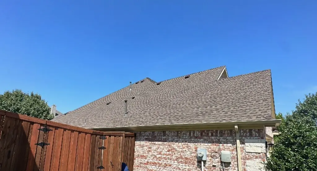 Completed roof replacement project in Rainsville